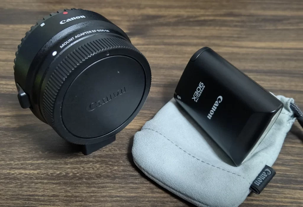 マウントアダプター EF-EOS M、スピードライト90EX(ソフトケース付き)